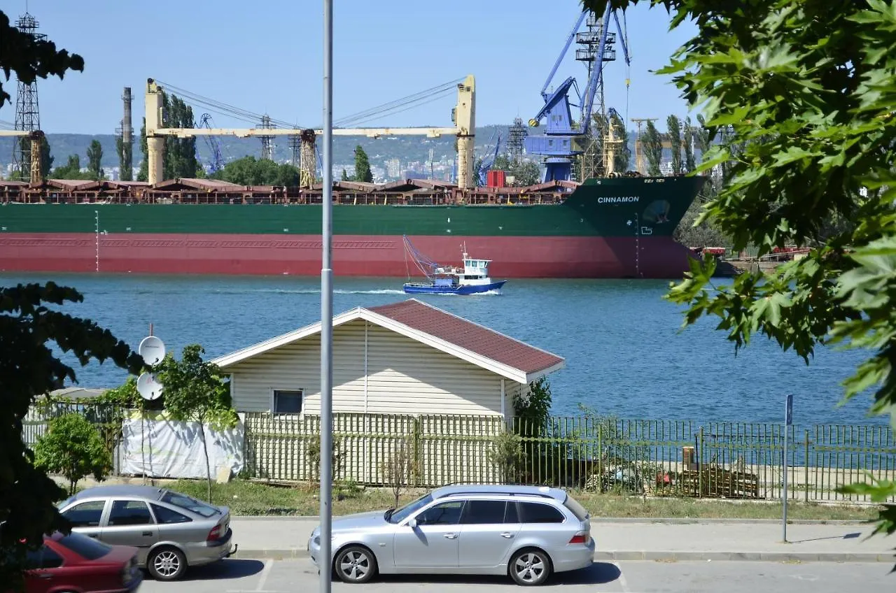 Sea Vibes Apartment - Free Public Parking, Wifi, Cable & Smart Tv, 0,9 Km To Beach Varna Bulgaria