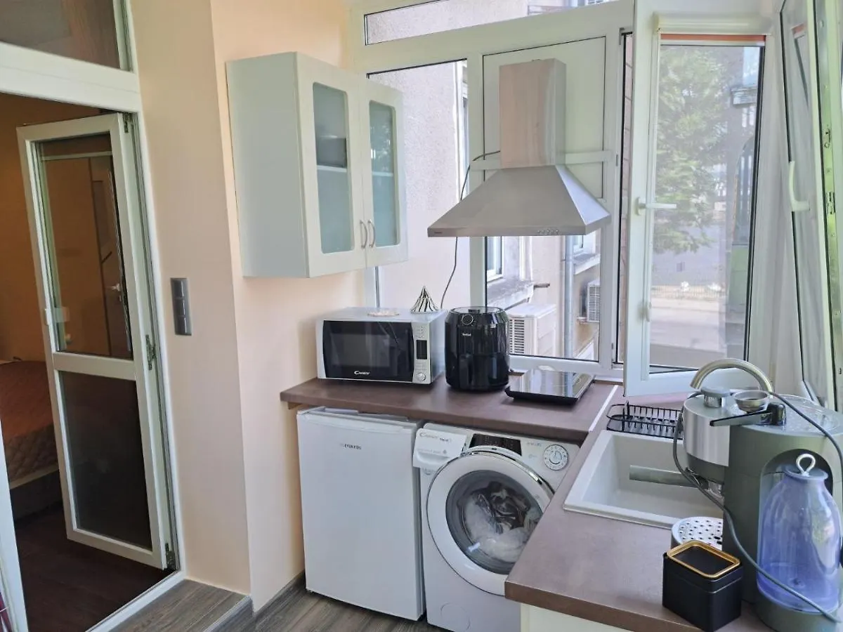 Sea Vibes Apartment - Free Public Parking, Wifi, Cable & Smart Tv, 0,9 Km To Beach Varna Bulgaria
