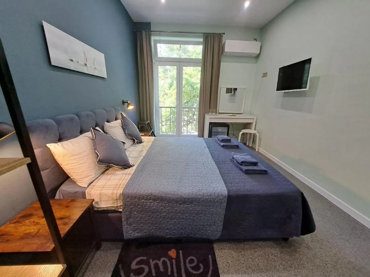 Sea Vibes Apartment - Free Public Parking, Wifi, Cable & Smart Tv, 0,9 Km To Beach Varna